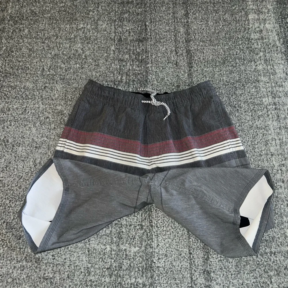 Boys Gray Hang Ten Board Vacation Springbreak Shorts sz‎ Large